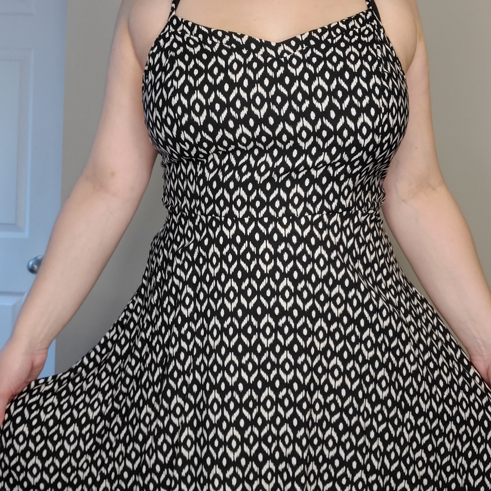 black & white patterned dress